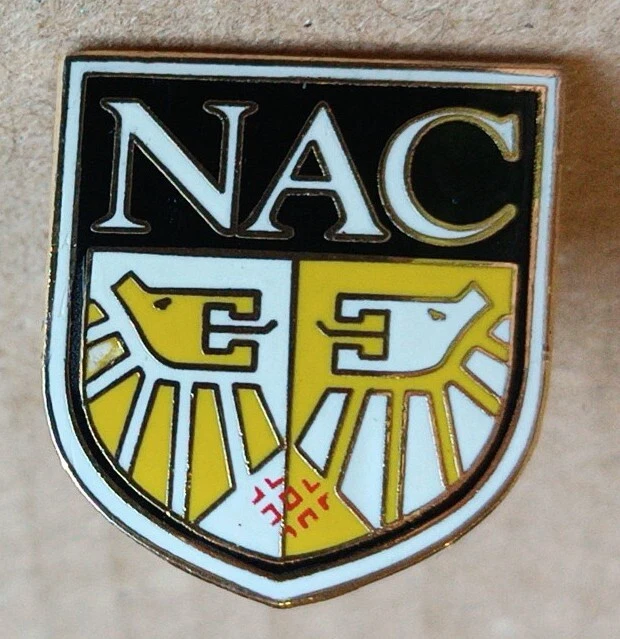 Infermieri e personale sanitario pronti ad incrociare le braccia per 24