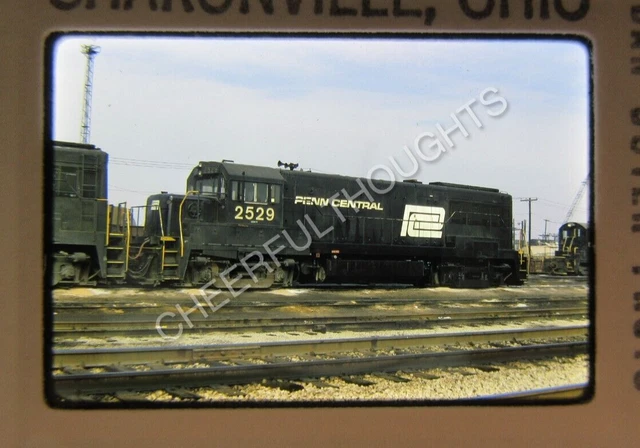 Original  '74 Kodachrome Slide PC Penn Central 2529 U25B Sharonville, OH   37Y20