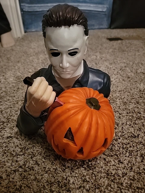 New Michael Myers LED Light Up Ceramic Statue Spirit Halloween Exclusive Prop