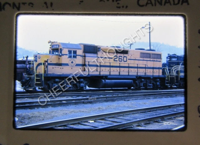 Original  '69 Kodachrome Slide MEC Maine Central 260 GP38 St. J, VT   37U2