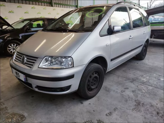 Compresseur Air Conditionne Volkswagen Sharan Ph2 Monospace (7M8/9/6) 7M3820803B