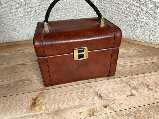 antiker Kosmetikkoffer Arztkoffer Hebamme Reisetasche Leder braun mit Schlüssel