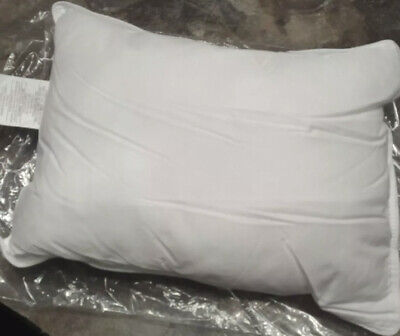 Delta Airlines Travel Pillow Factory Wrapped White Small Cuddle 12" x 16" **NEW