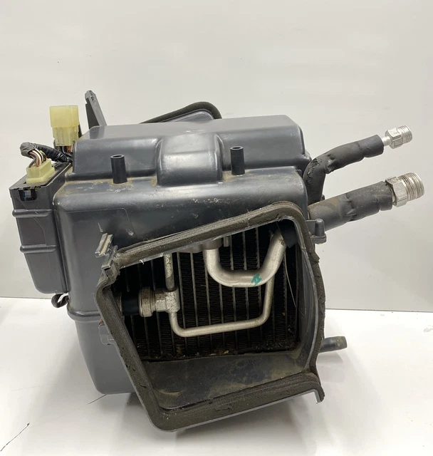 9095 TOYOTA 4RUNNER A/C Air Conditioning Evaporator EVAP Housing HVAC