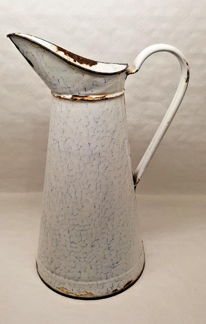 Ancien Broc à Eau En Tôle émaillée Blanc Liseré Bleu - Vintage 1940