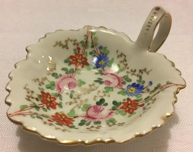 Hand Painted Antique Mid 19th Century Leaf Shaped Trinket Dish Detailed France