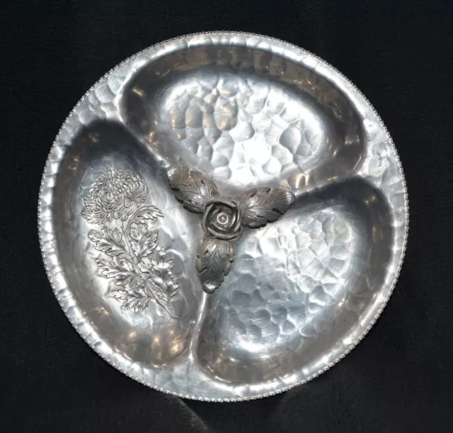 Trade Continental Mark Hand Wrought Aluminum 729 Silverlook Flower Dish/ Relish