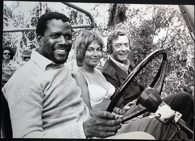 Photo de presse vintage Michael Caine Sidney Poitier 1975 FT 88 - tirage 27x37