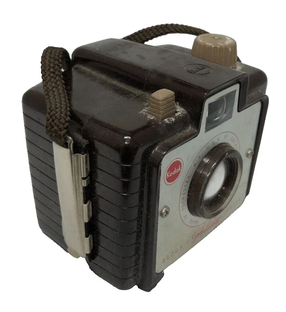 Eastman Kodak Vintage Brownie Holiday Flash Camera No. 127 with box & papers