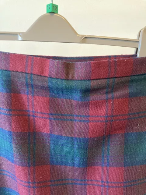 Edinburgh Textile Ladies red kilt skirt Made In Scotland Occasional Wear 2
