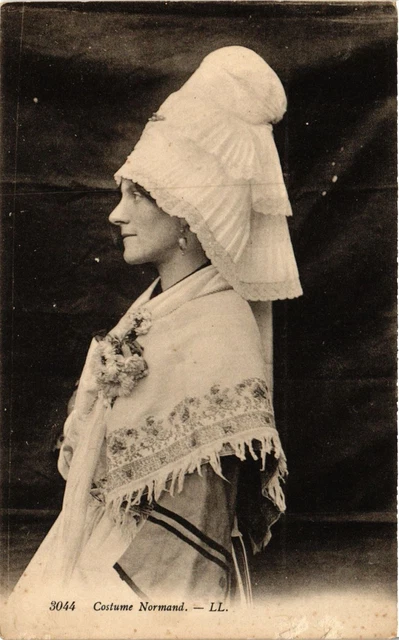 CPA France - Folklore - Costume Normand (773429)
