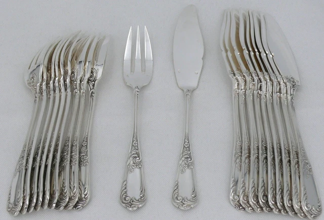 12 couteaux à dessert métal argenté Ravinet modèle Louis XV