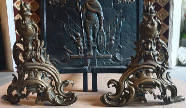 Paire De Chenets Porte-écuelle En Fer Forgé - Objet Cheminée Ancien - France