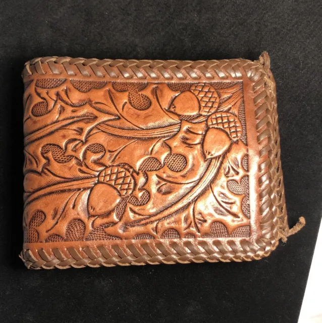 Men’s Hand Tooled Western Leather Bi-Fold Wallet Oak Leaf & Acorn Scroll