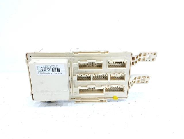 919502B210 boîte relais/fusibles  POUR HYUNDAI SANTA FE (BM) / /