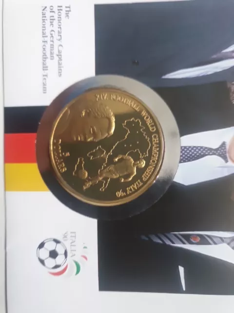 Niue - großformatiger Numisbrief World Cup Football Italy 1990, 2