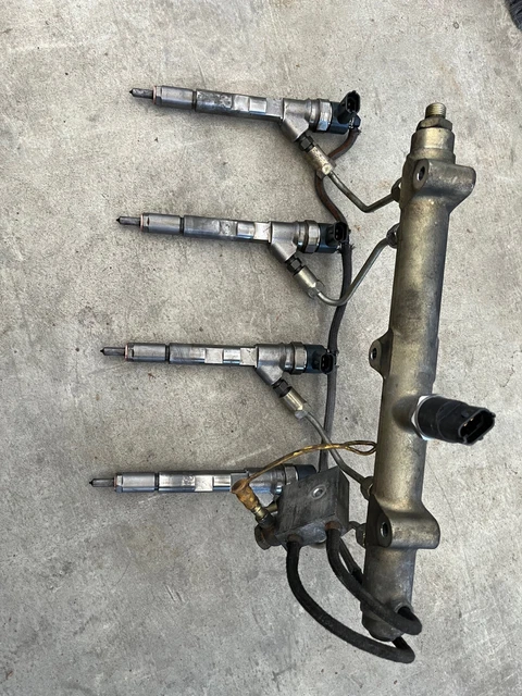 0445110059 Bosch Einspritzdüse Injektor Chrysler Voyager Jeep Cherokee 2.5 CRD 05066-820AA