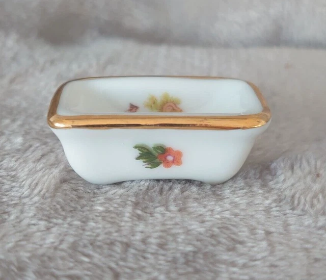 Baignoire miniature en porcelaine Limoges France