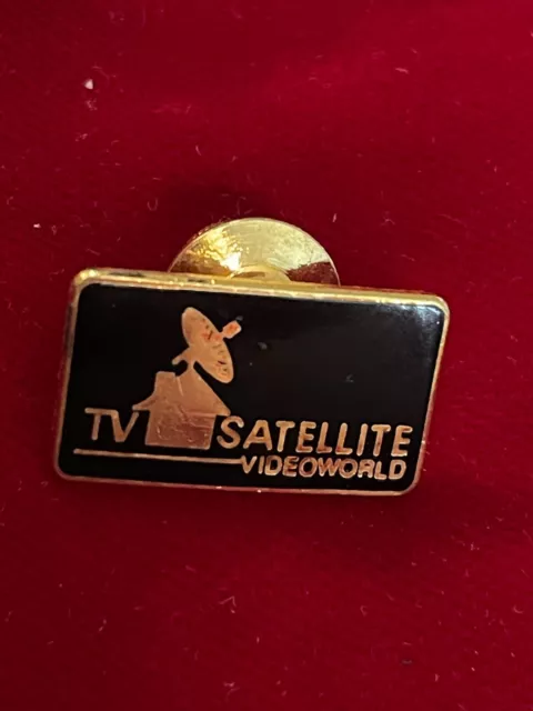 TV Satellite Videoworld Gold Tone Black Enamel Promo Lapel Pin .8"