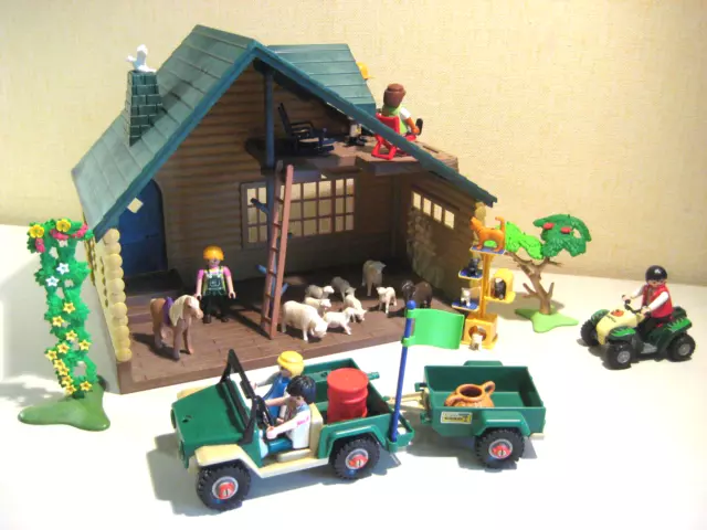 Spielset "Blockhaus" +Playmobilteile:+Jeep+Anhänger,Quad,+6 Figuren+16Tiere Usw.