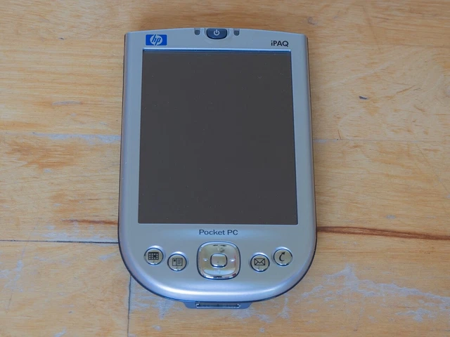 HP iPAQ Pocket PC h4100 con base desktop, custodie e adattatore CA Regno Unito