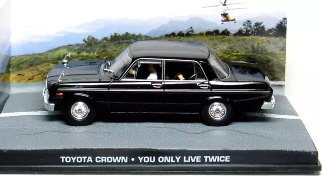 Toyota Crown You Only Live Twice 007 James Bond (1:43 Diecast Car) + Magazine