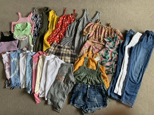 LARGE girls Clothes Bundle.  Age 10 Years.  Zara, River Island, Next…32 Items