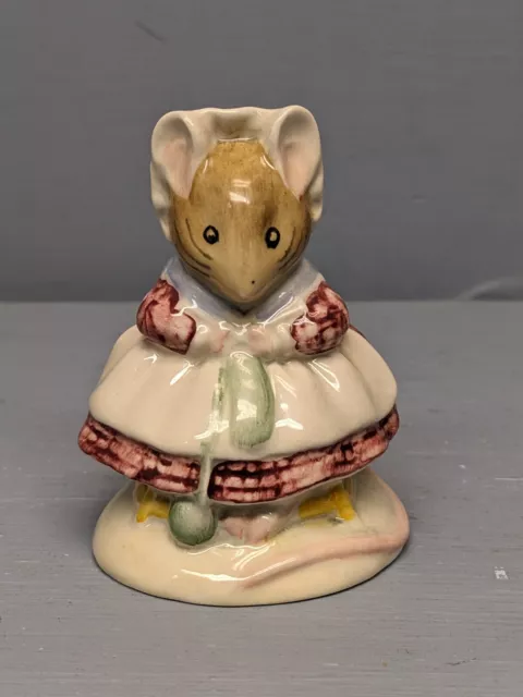 Beswick Beatrix Potter Mouse Figurine Old Woman in Shoe Linda Walter Estate