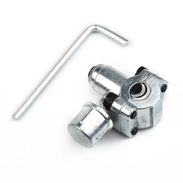 Efficient three piece valve for air conditioning units with superior sealing