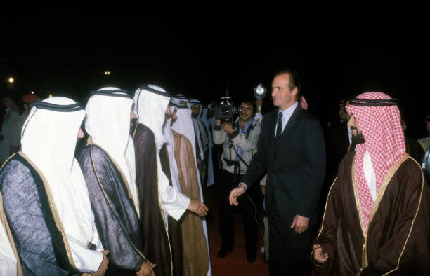 SHEIKH ZAYED BIN Sultan al-Nahyan, Juan Carlos of Spain 1981 OLD PHOTO