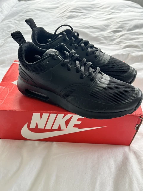 nike air max vision trainers