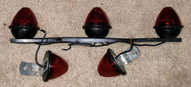 Vintage Grote Beehive 4900 Three Red Light Bar With 2  Individual marker lights
