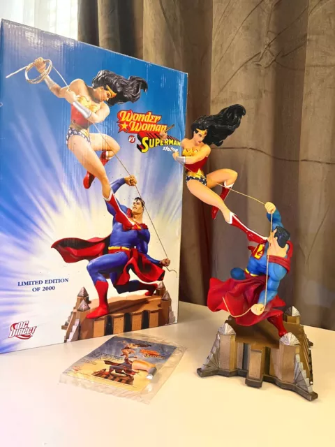Wonder Woman vs Superman Statue