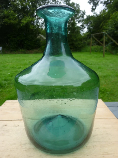 Base bouteille vintage en verre soufflé bleu cobalt (Gebraucht) in Morges für CHF 35 - mit