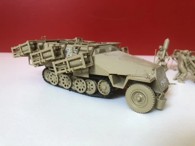 Maquette Tamiya 1/35 - Blindé Allemand SdKfz 251 Ausf D Wurfrahmen 40 - Occasion