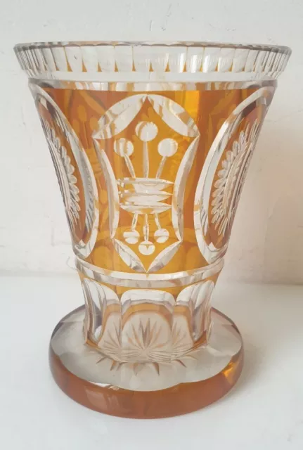Gobelet verre vase cristal jaune orange taillé de Bohème motif 19ème siècle