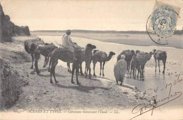 Cpa Algerie Scenes Et Types Caravane Traversant L'oued