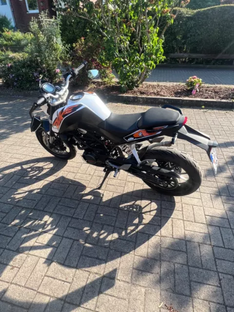 KTM Duke 125