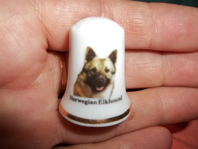 Vintage NORWEGIAN ELKHOUND DOG Collectible ceramic Thimble figurine Limited Ed.