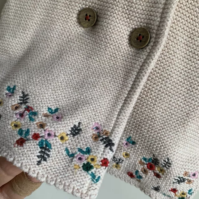 Tu Baby Mädchen bestickte Jacke dick Cardi Blumenmuster hübsch weich warm 0-3 Monate 2