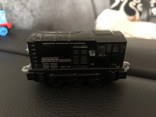 THOMAS THE TANK Engine & Friends Adventures Diecast Toys Diesel 2013 ...
