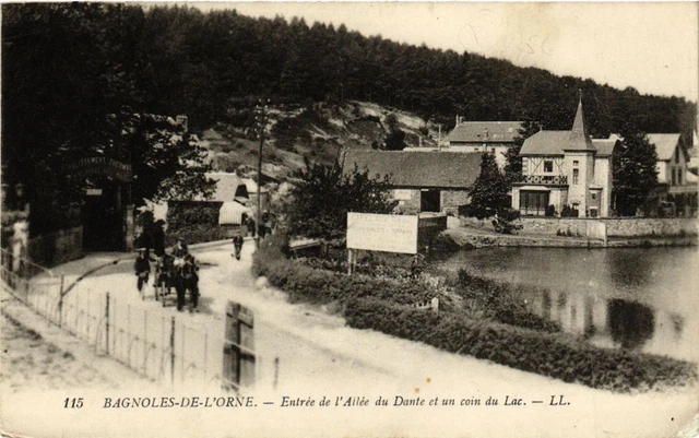 CPA BAGNOLES-de-l'ORNE - Entrance to Allée du Dante and a corner of the lake (356725)