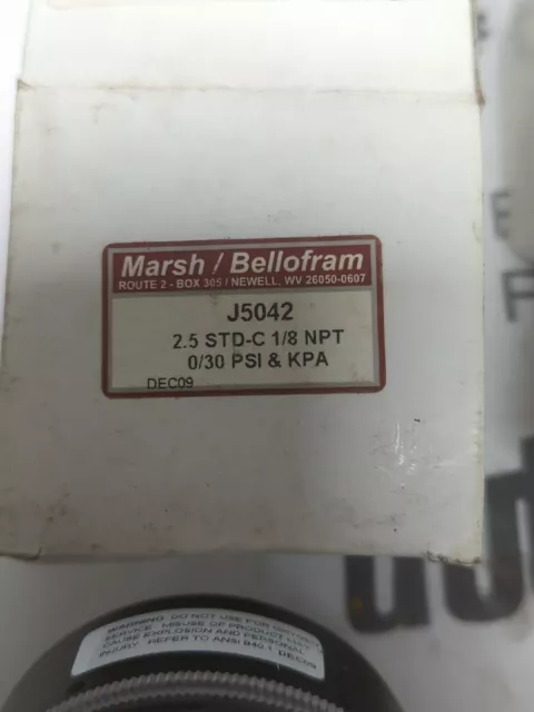 Marsh Bellofram,J5042,Gauge 2-1/2 In Std-C  1/8 In Npt  0/30 Psi &Kpa Lot Of 3 2