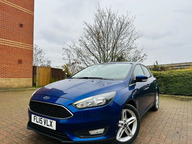 2015 Ford Focus 1.0 EcoBoost 125 Zetec 5dr HATCHBACK Petrol Manual