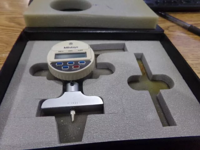 Mitutoyo Code No: 543-110B  Digimatic Drop Indicator. Needs Battery