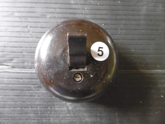 733254_4 733254_4
