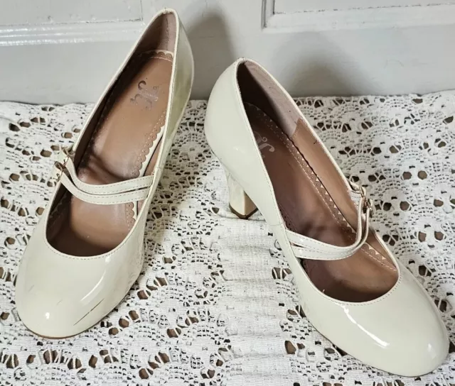 JC Women’s Ivory Faux Patent Leather Double Strap Mary Jane Heels Pumps Size 8.5