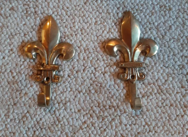 Vintage pair of 2 French brass wall coat hat hook Fleur de lys bronze gold color 3
