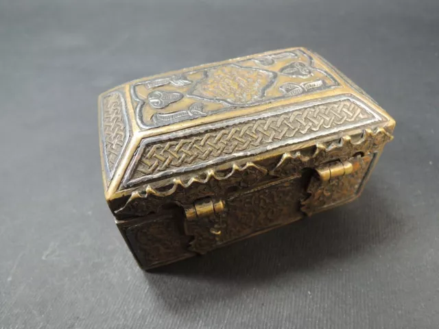 Antique Islamic Cairo Ware Mamluk Silver Inlaid Box Chest Casket Persian Small 3