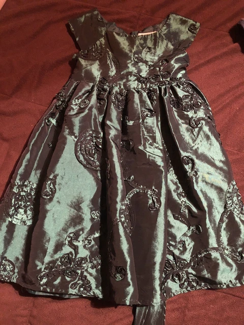 Girls Size 5 Dress Christmas/ New Year’s. By Sweet Heart Rose